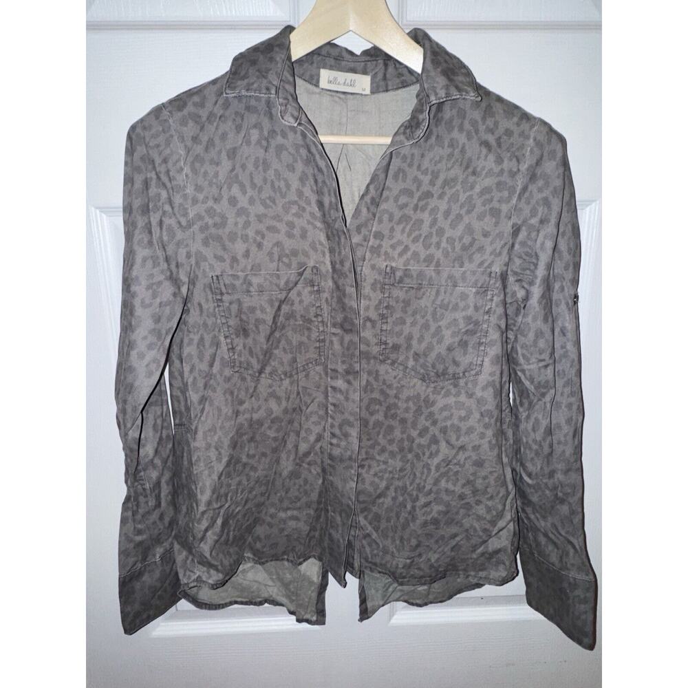 Bella Dahl Gray Tencel Leopard Print Button Down Shirt Top Blouse Sz M V‎ Neck